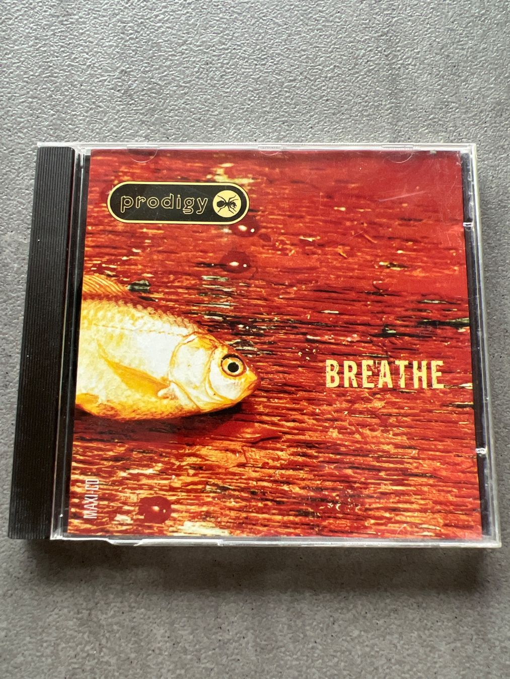 CD: Maxi CD Prodigy « Breathe » – Usato da Bouveret venduto da Feelgoodtrading