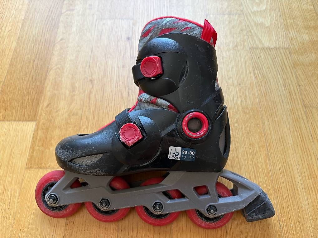 Pattini in linea & Pattini a rotelle: Oxelo Play 3 Inliner / Rollerskates - Größe 28-30 – Usato da Zürich venduto da gcarnaille 3