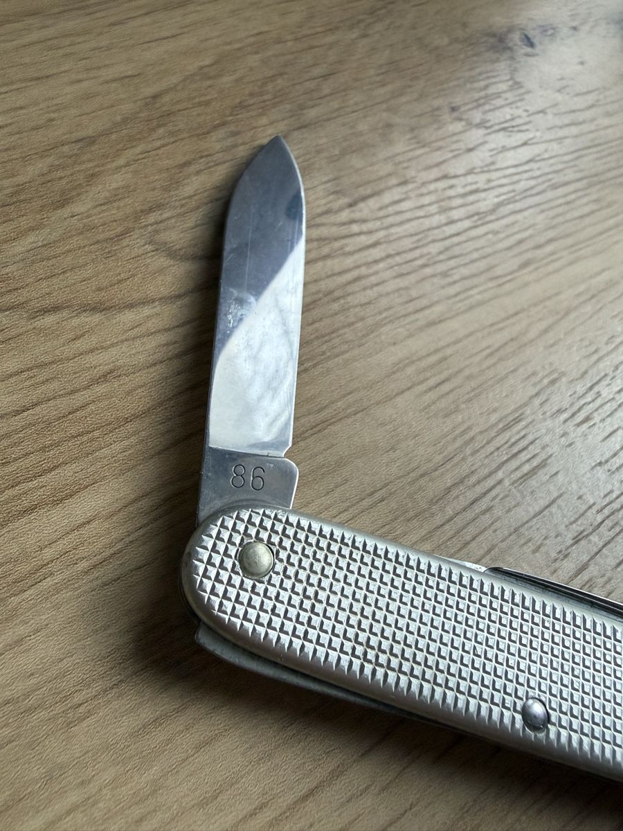 Victorinox Coltelli tascabile: Victorinox Sackmesser 1986 – Usato da Buch am Irchel venduto da Sweetharth 3