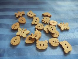 50 Holzknöpfe Tierli natur
