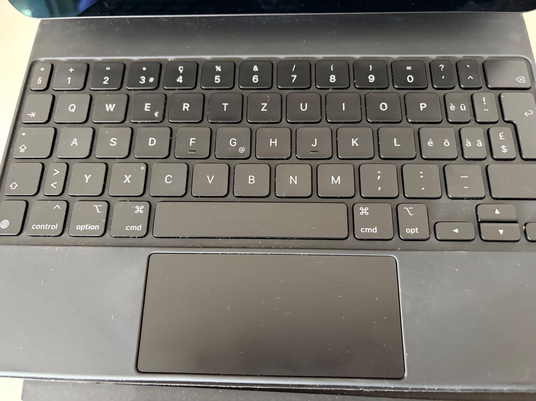 Apple Tablet PC: iPad Air 5. Gen + Magic Keyboard – Usato da Locarno venduto da redwingsdetroit 8