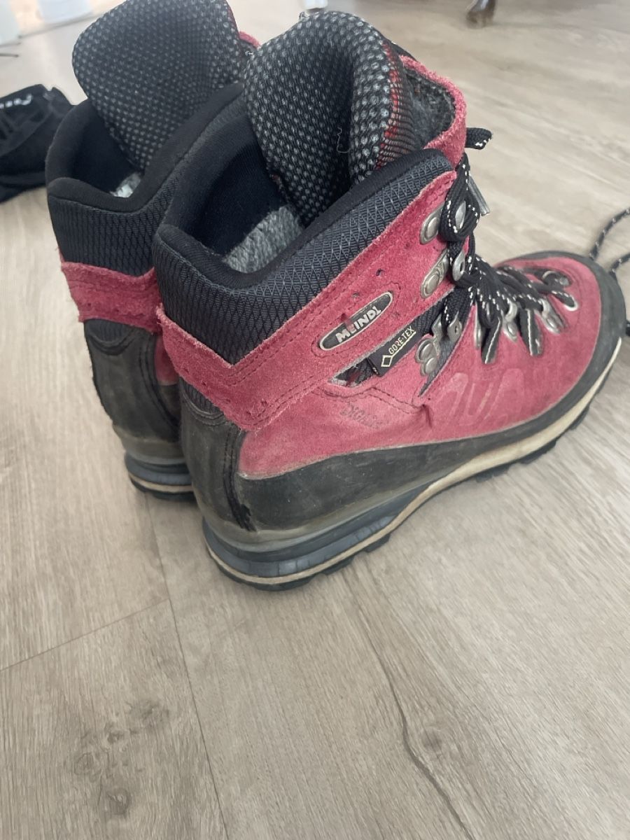 Meindl Chaussures femmes: Wanderschuh Meindl Tonale GTX, 37 – D'occasion à Hünenberg See par len_y6gm 2