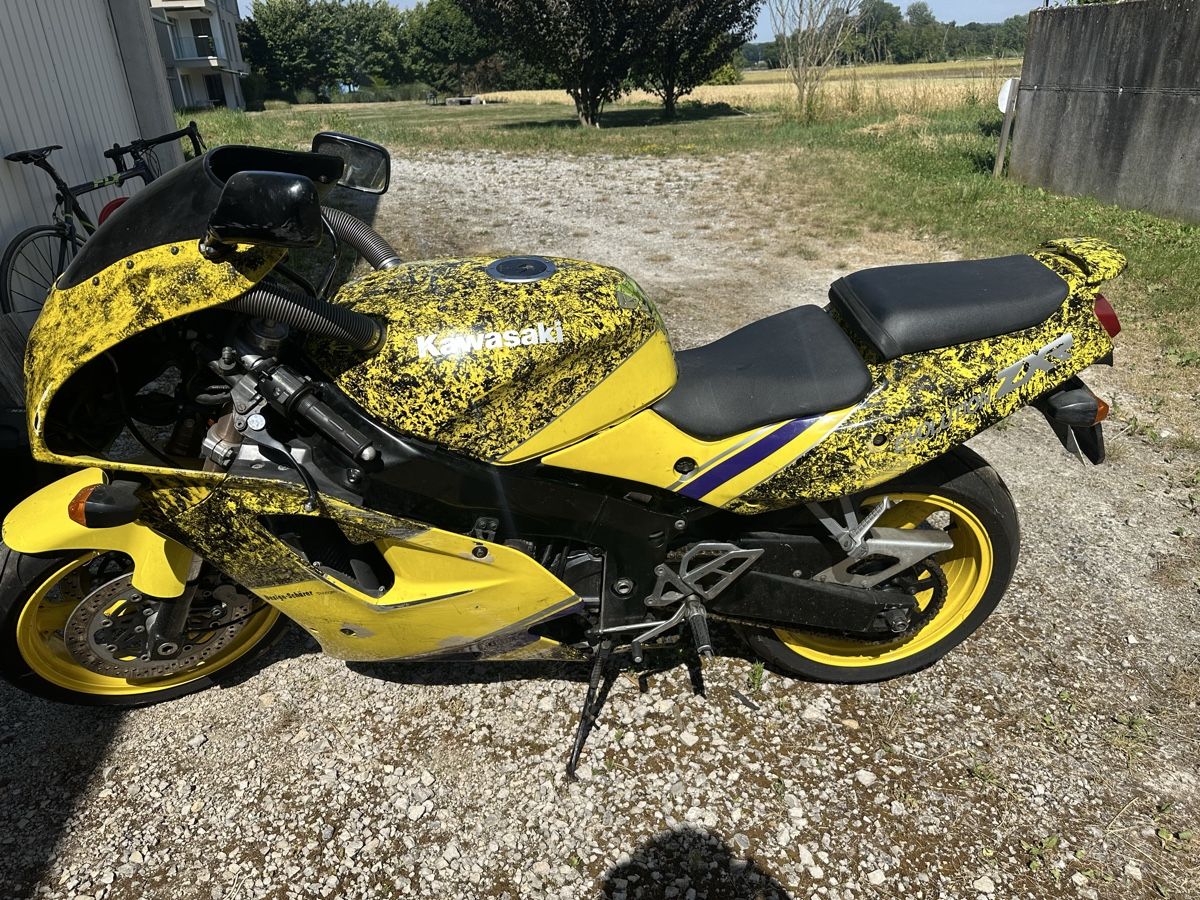 Kawasaki Strada: Kawasaki zxr 750 – Difettoso da St-Aubin FR venduto da nunez33 1