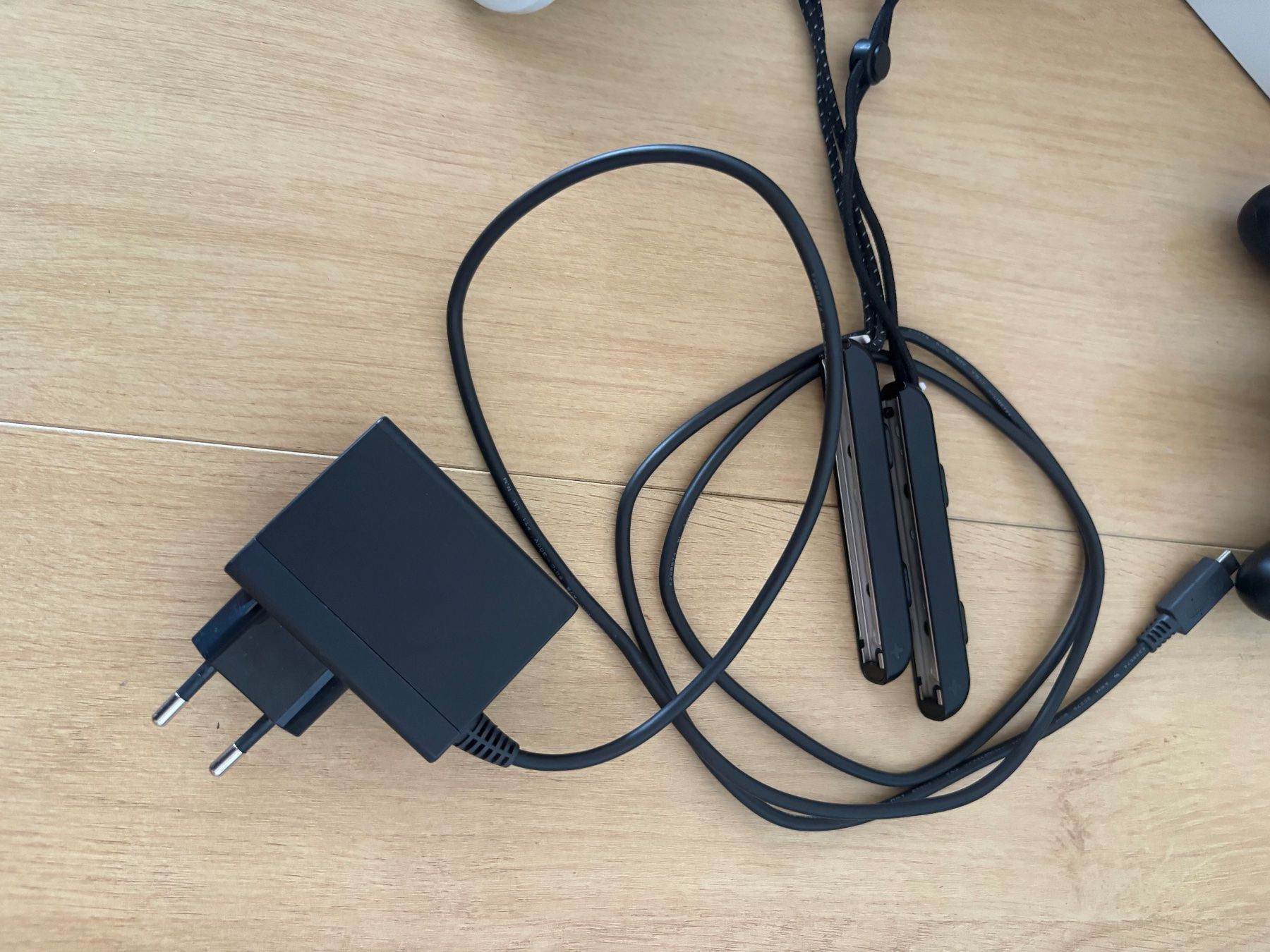 Nintendo Console: Nintendo Switch OLED Weiss neuwertig – Usato da Bigenthal venduto da kir_59vz 1