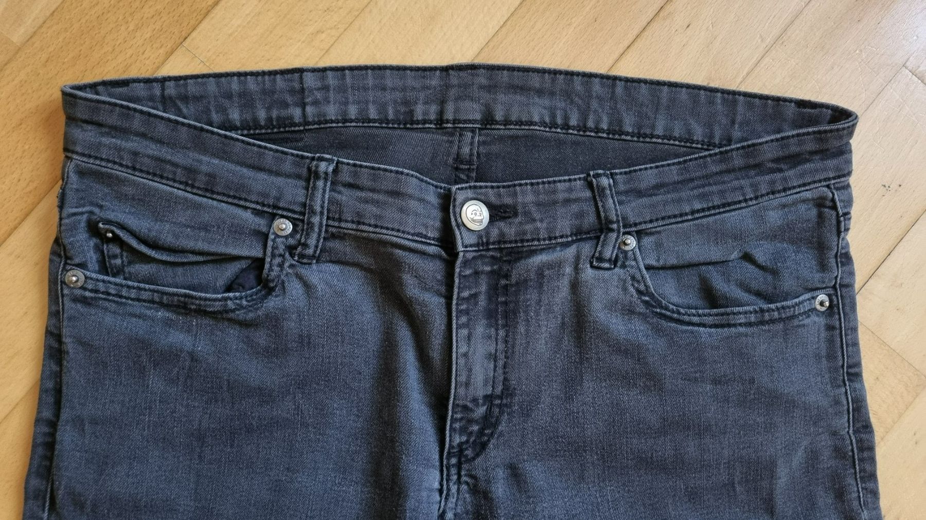Jeans: Jeans Cheap Monday Grösse 32/32, dunkelgrau – Usato da Wohlen AG venduto da stephanieAG 2