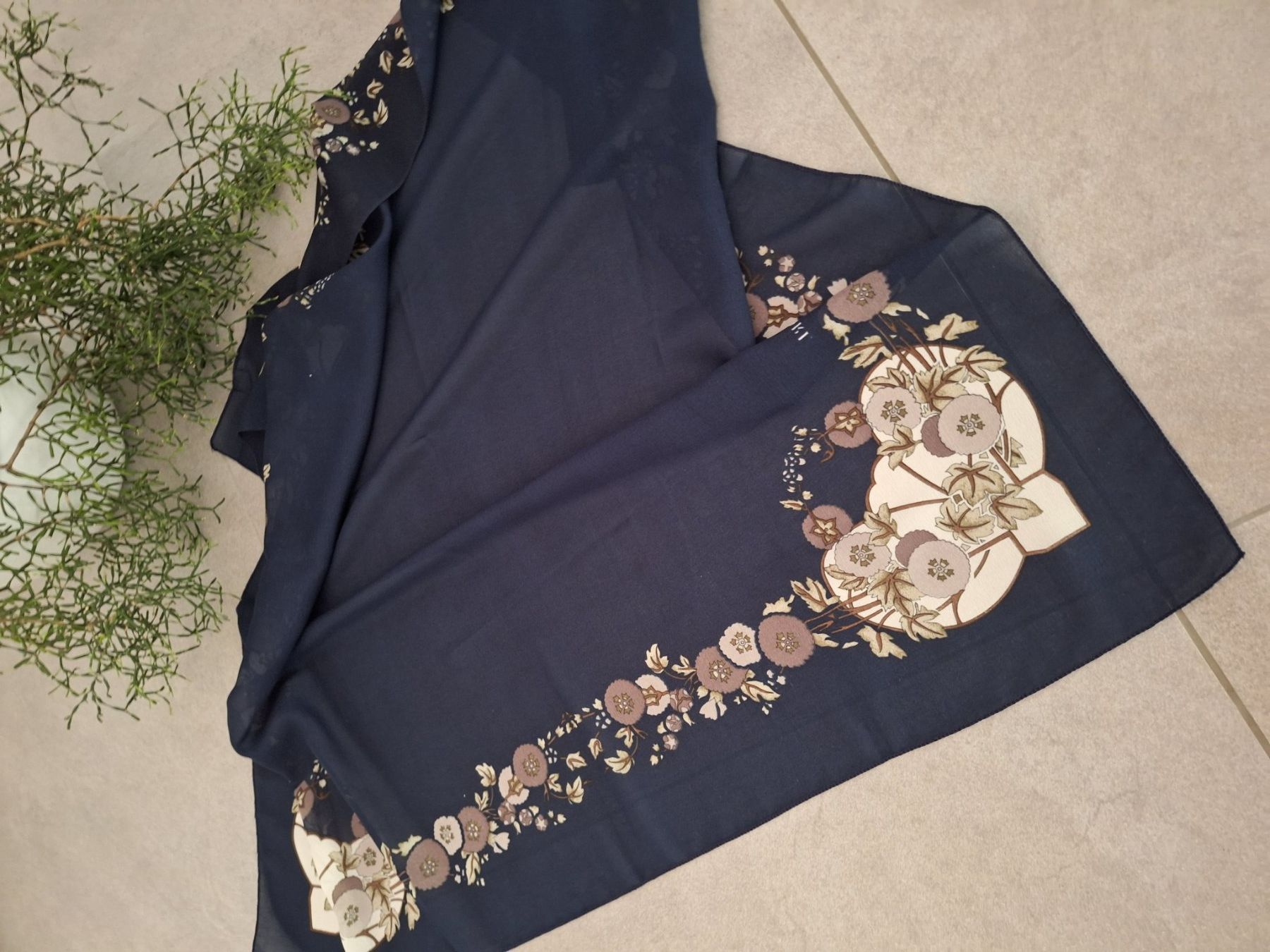 Foulards, Tücher & Schals: Tuch – Gebraucht aus Mühlethal von prackendorf 2