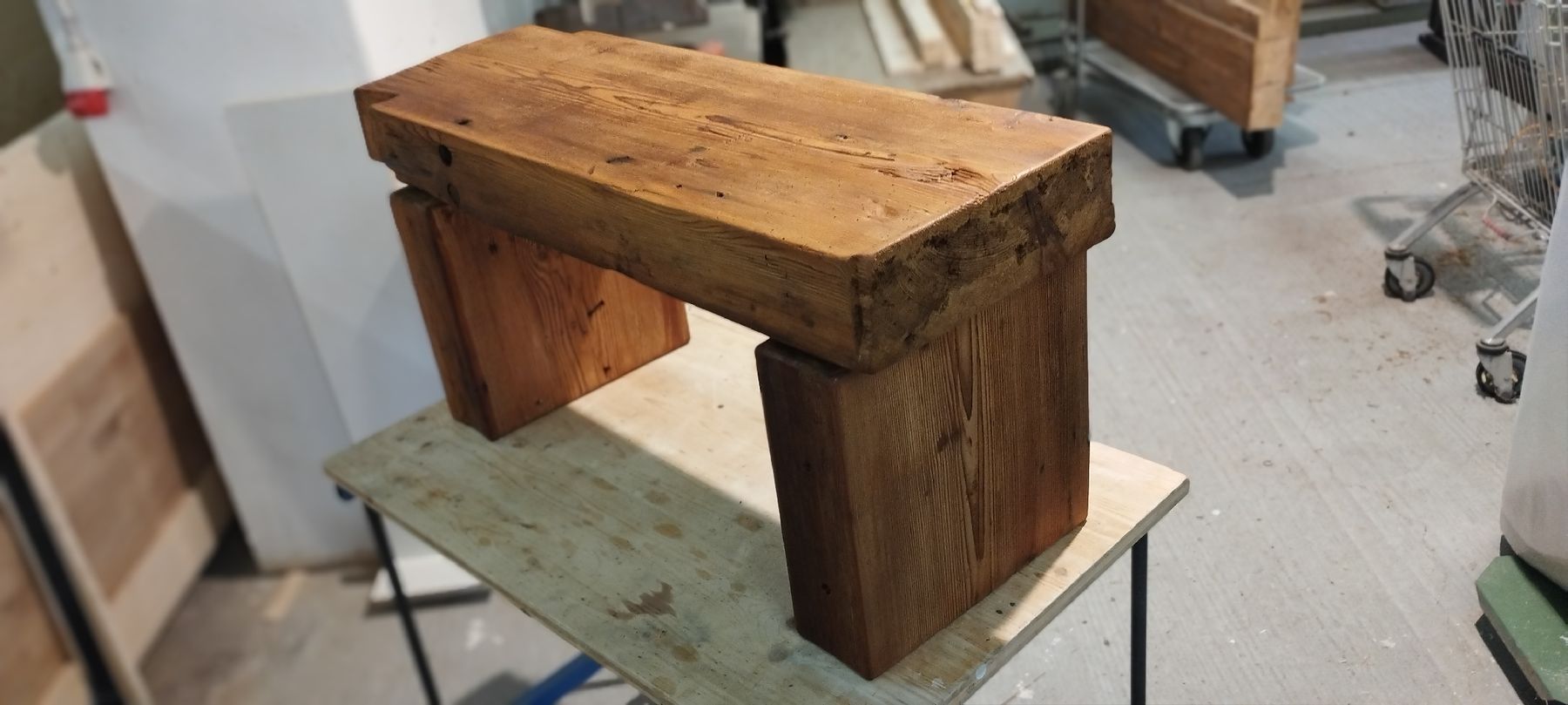 Bancs: Sitzbank aus Altholz rustikal Schweizer Holz – Neuf avec emballage d'origine à Jonschwil par BrunnerHandwerk 4