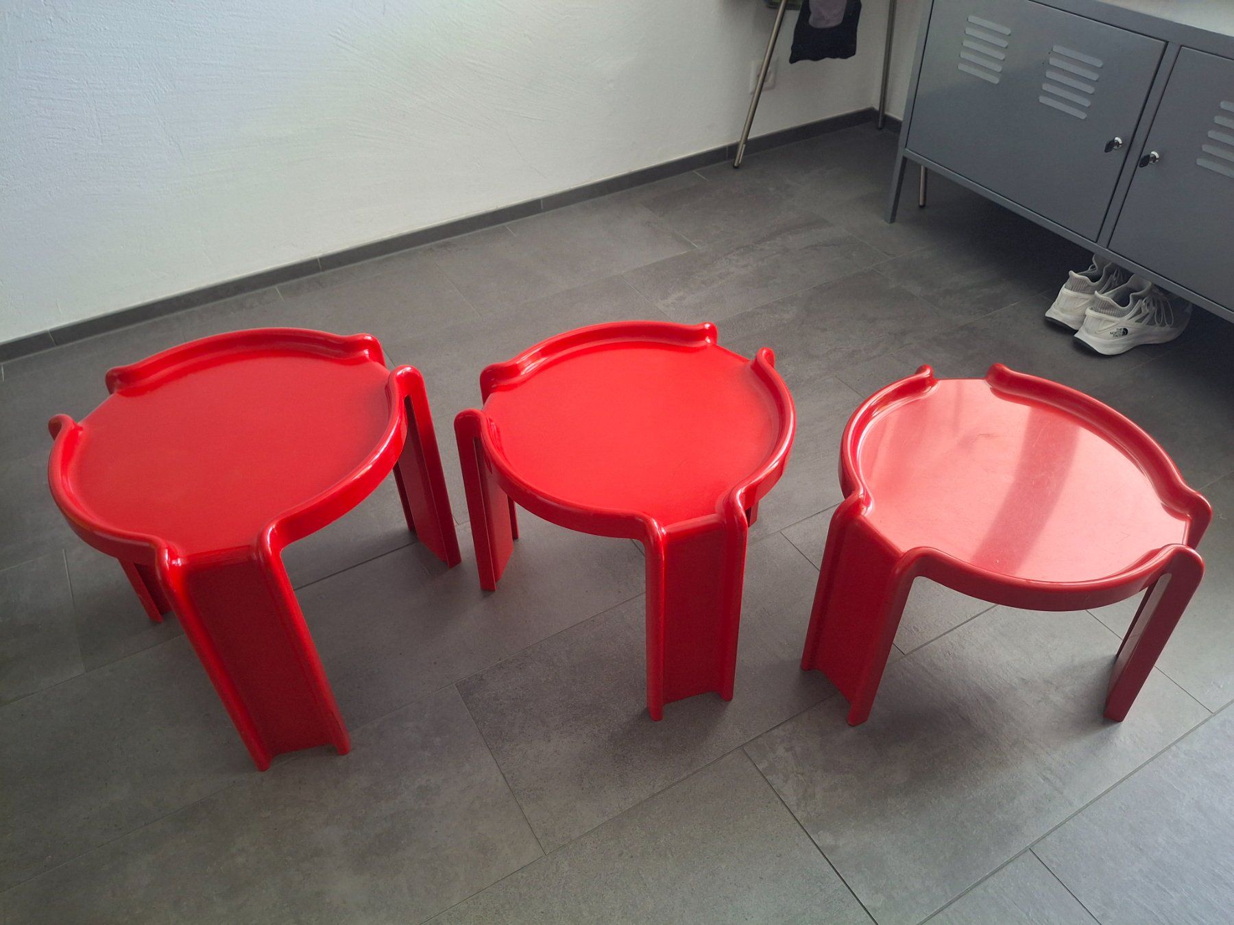 Kartell Set di tavolo e panche: KARTELL GIOTTO STOPPINO – Usato da nidau venduto da Duridurlaf 1