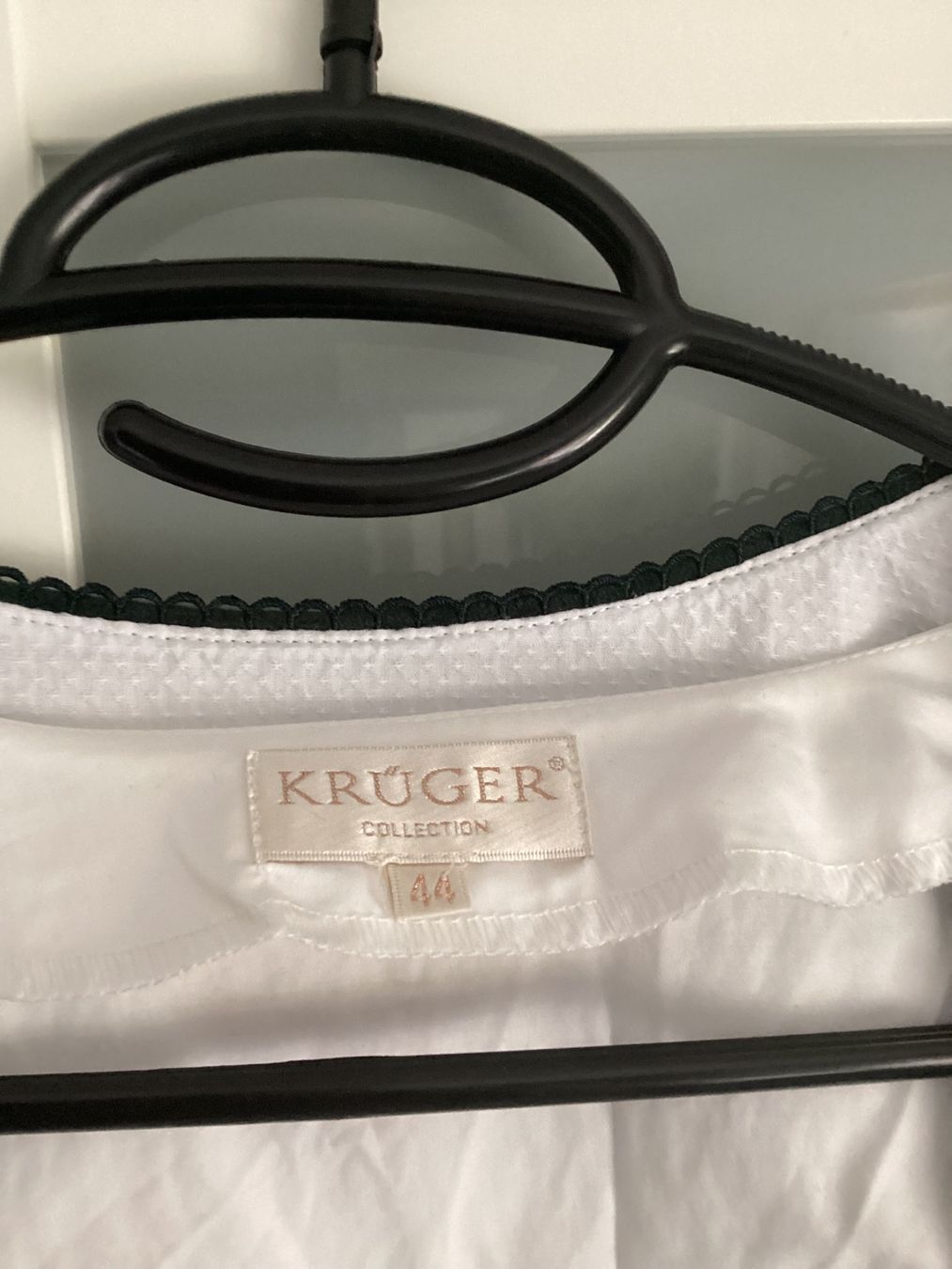Krüger Robes: Trachtenmode Dirndl – D'occasion à Niederglatt ZH par SylvieVol 2
