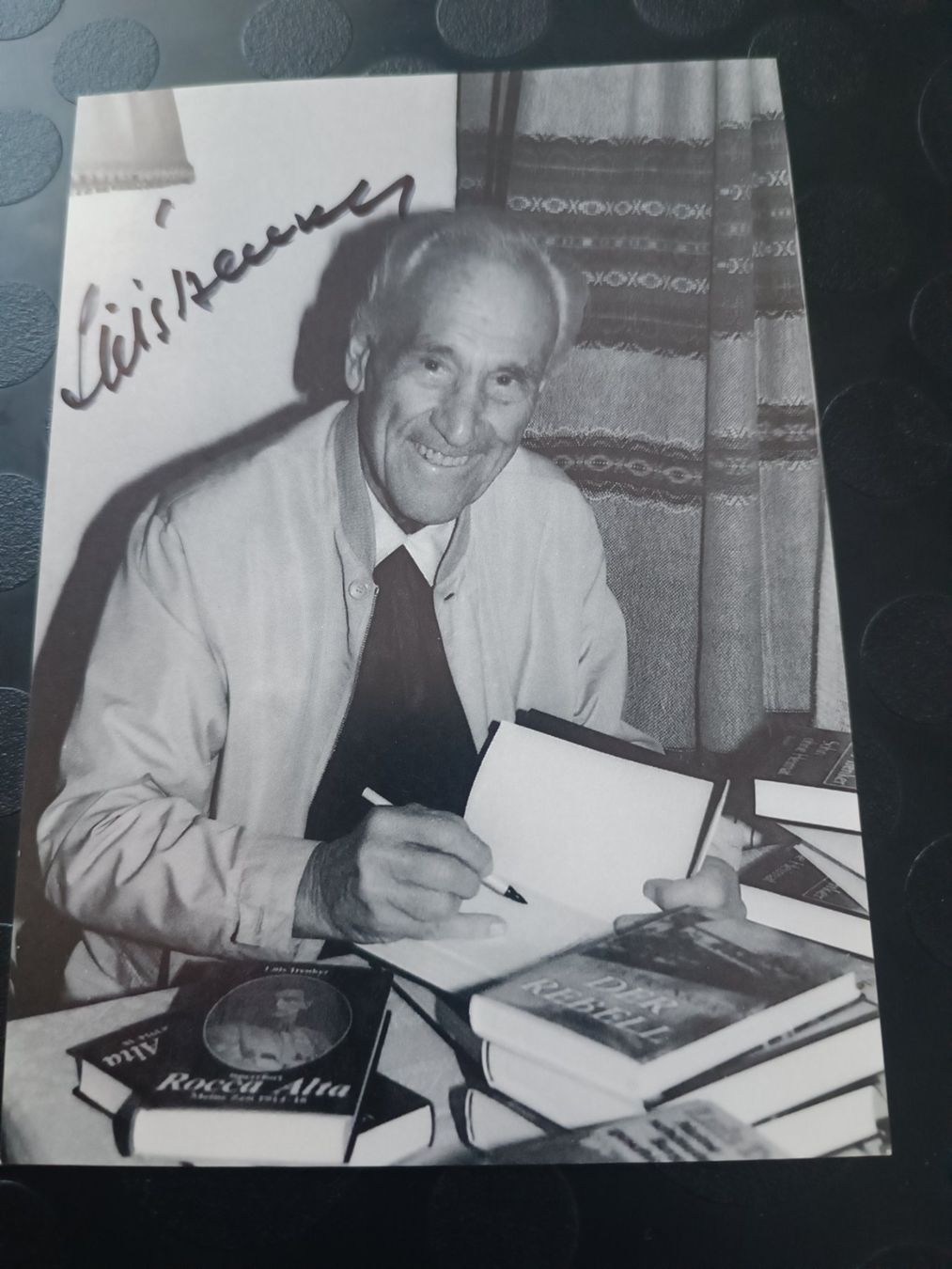 Autogramme: Luis Trenker - handsignierte Autogrammkarte – Gebraucht aus Menziken von Artographs