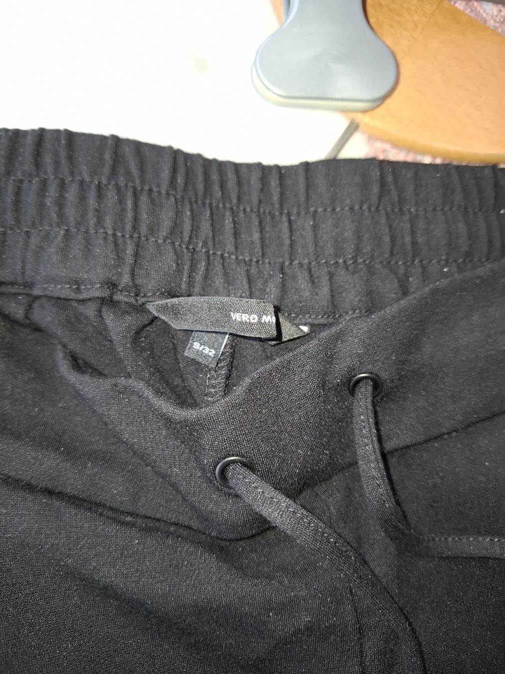 Vero Moda Hosen: Vero Moda Hose, Schwarz, Gr. S/32, ! – Gebraucht aus Zuchwil von bvj_5t82 3