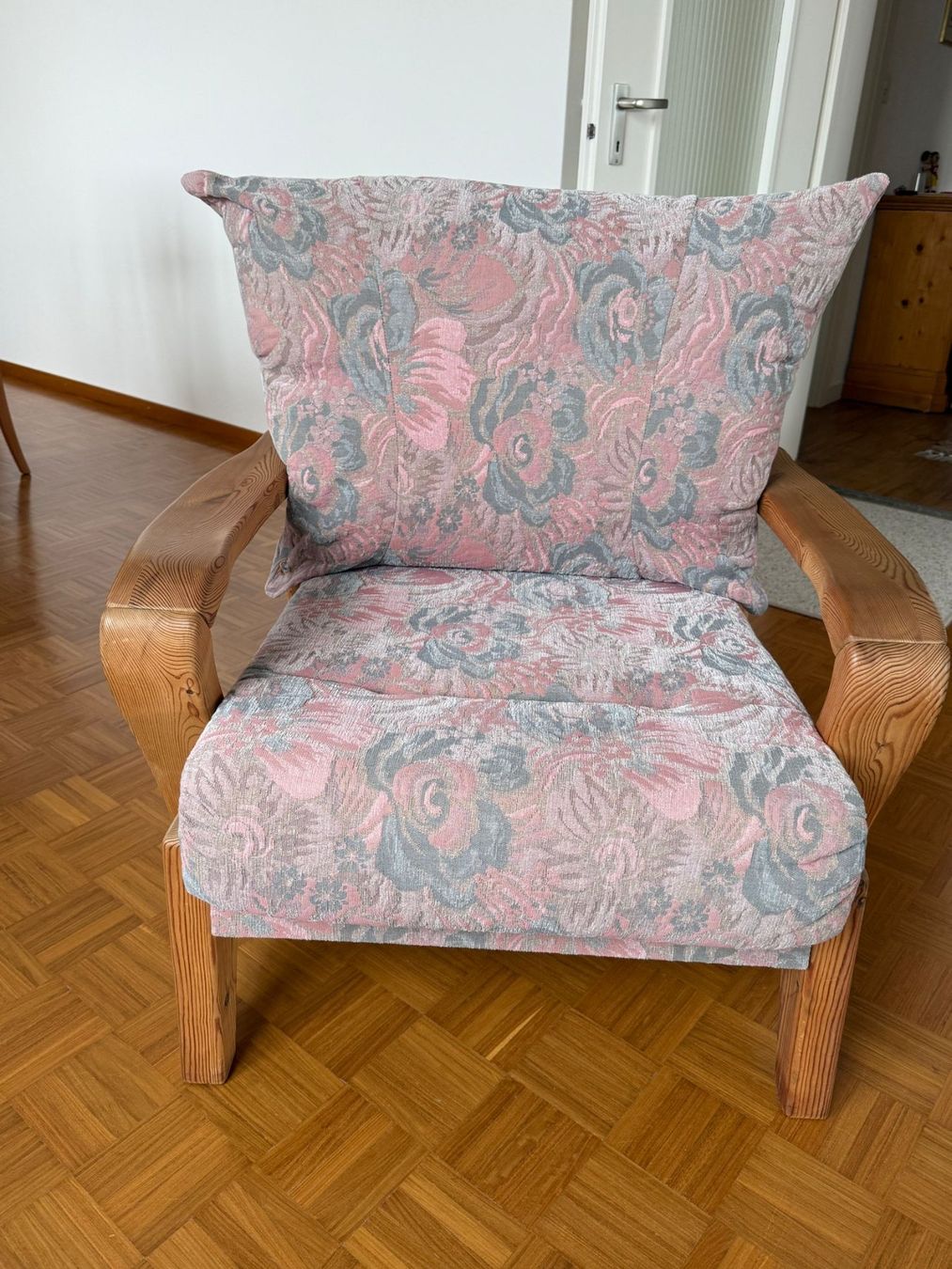 Poltrone: Sessel - Linth - Holz - Rauch und Tierfrei – Usato da Fällanden venduto da CapShop 3