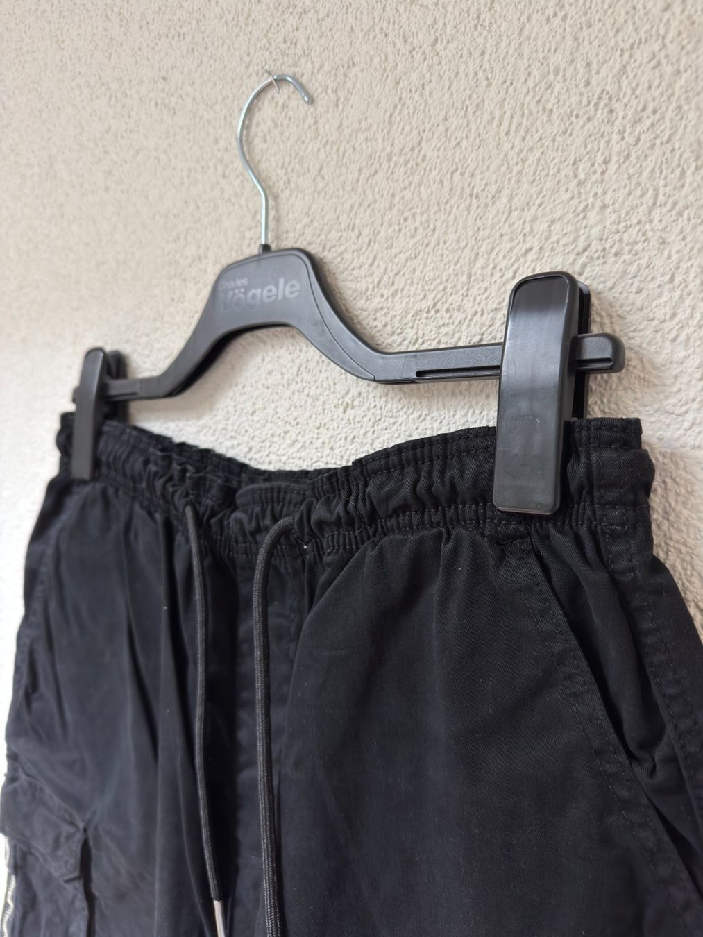 Pantaloni: schwarze Cargo-Shorts, S – Usato da Steinhausen venduto da MrThig3r 1