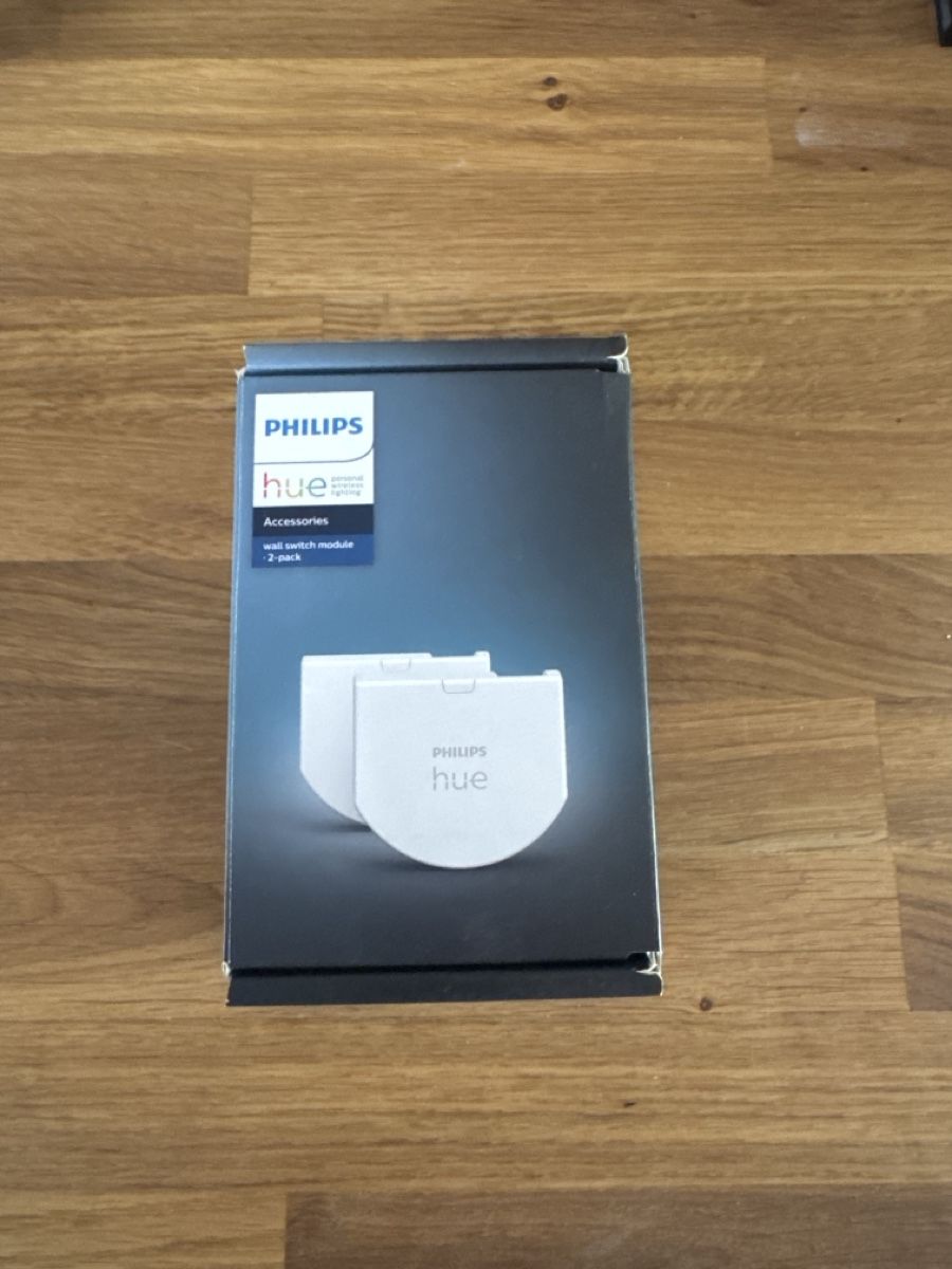 Philips Interruttori: Philips Hue Wall Switch Module 2er Set neu in OVP – Nuovo (secondo la descrizione) da Neuhaus SG venduto da NicKi333