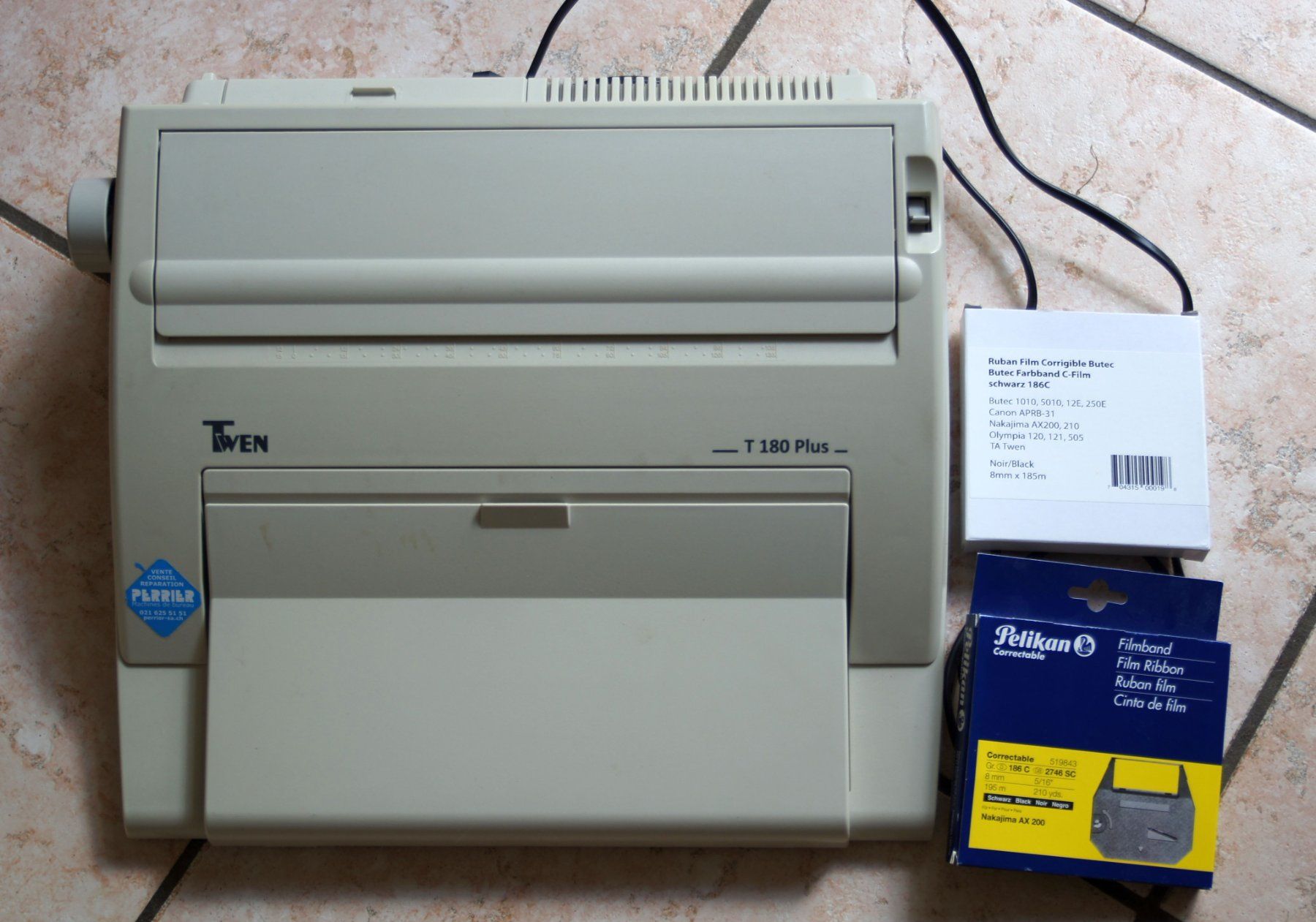 Macchine da scrivere: Schreibmaschine TWEN T 180 Plus – Usato da Biberist venduto da Peter1948 2