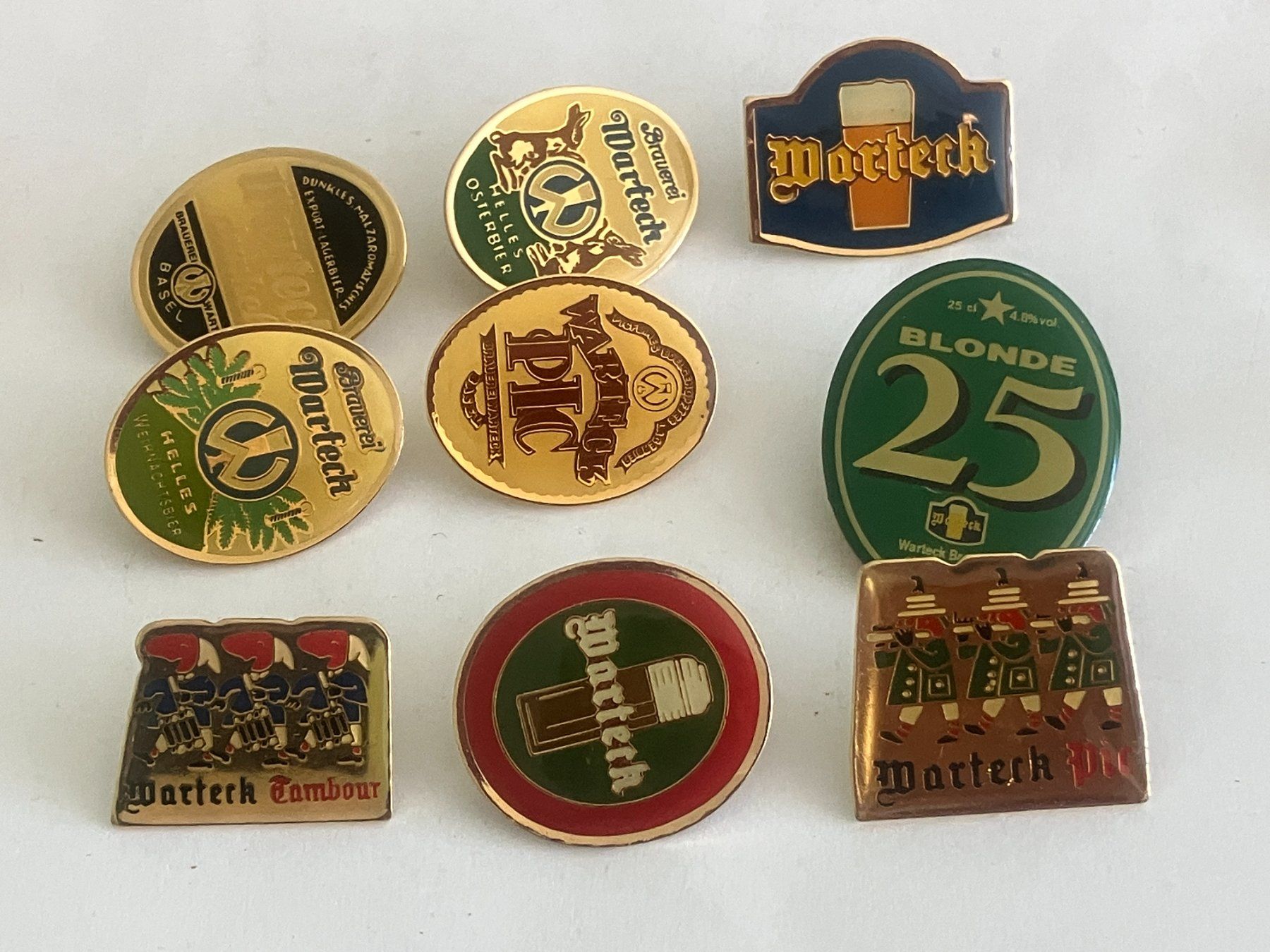 Placchette & Badge: 9 Pin Warteck Bier – Usato da Basel venduto da djwwpp