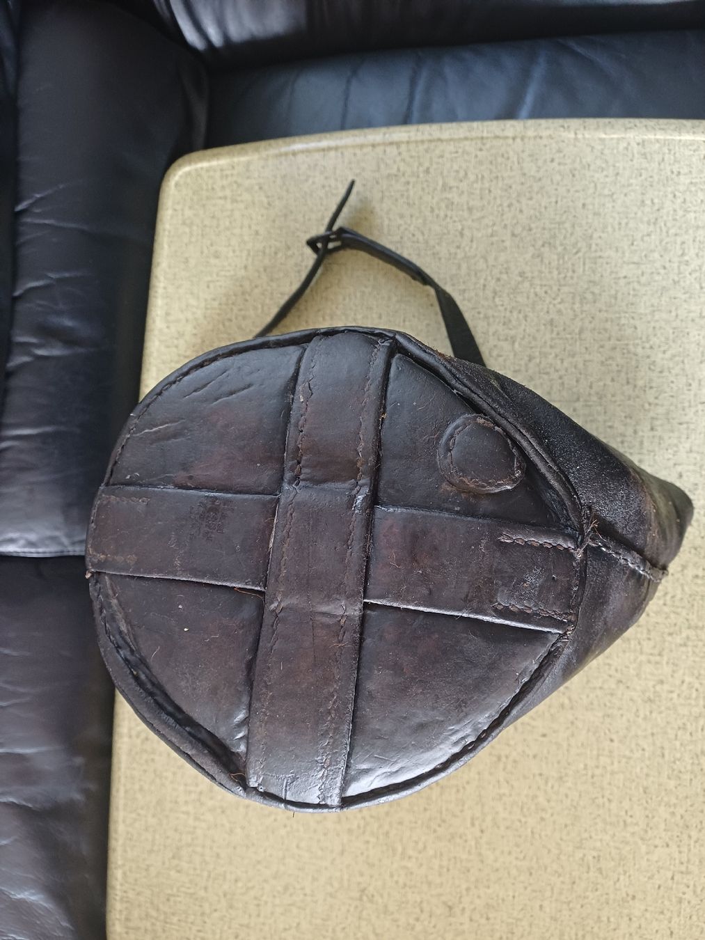 Borse: Antiker Pferdefuttersack aus Leder – Usato da Ebersecken venduto da Napf08 4