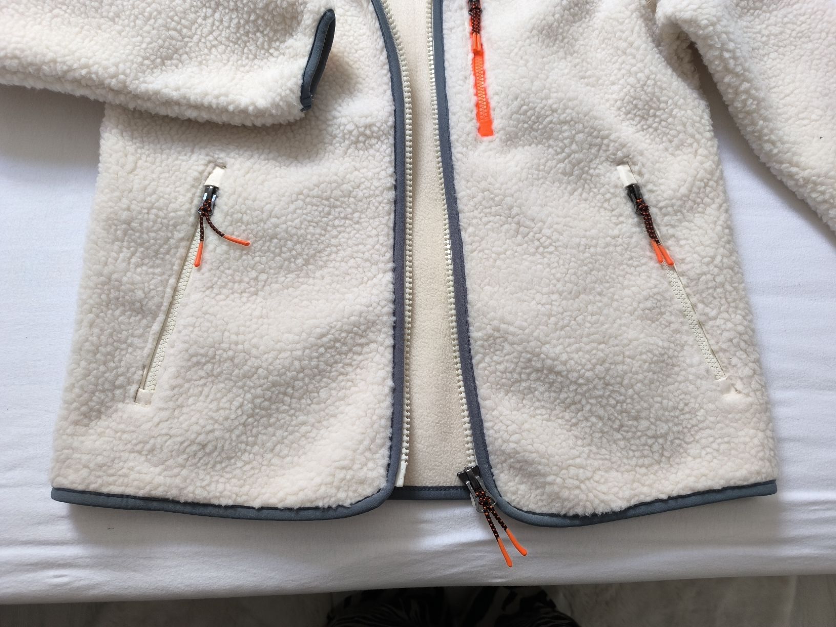 Giacche: Superdry veste polaire – Nuovo e nell'imballaggio originale da Muraz (Collombey) venduto da Celine-v81 1