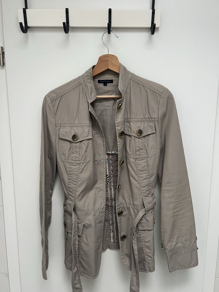 Tommy Hilfiger Giacche: Tommy Hilfiger Jacke Grösse 6 – Usato da Wettswil venduto da alstel24