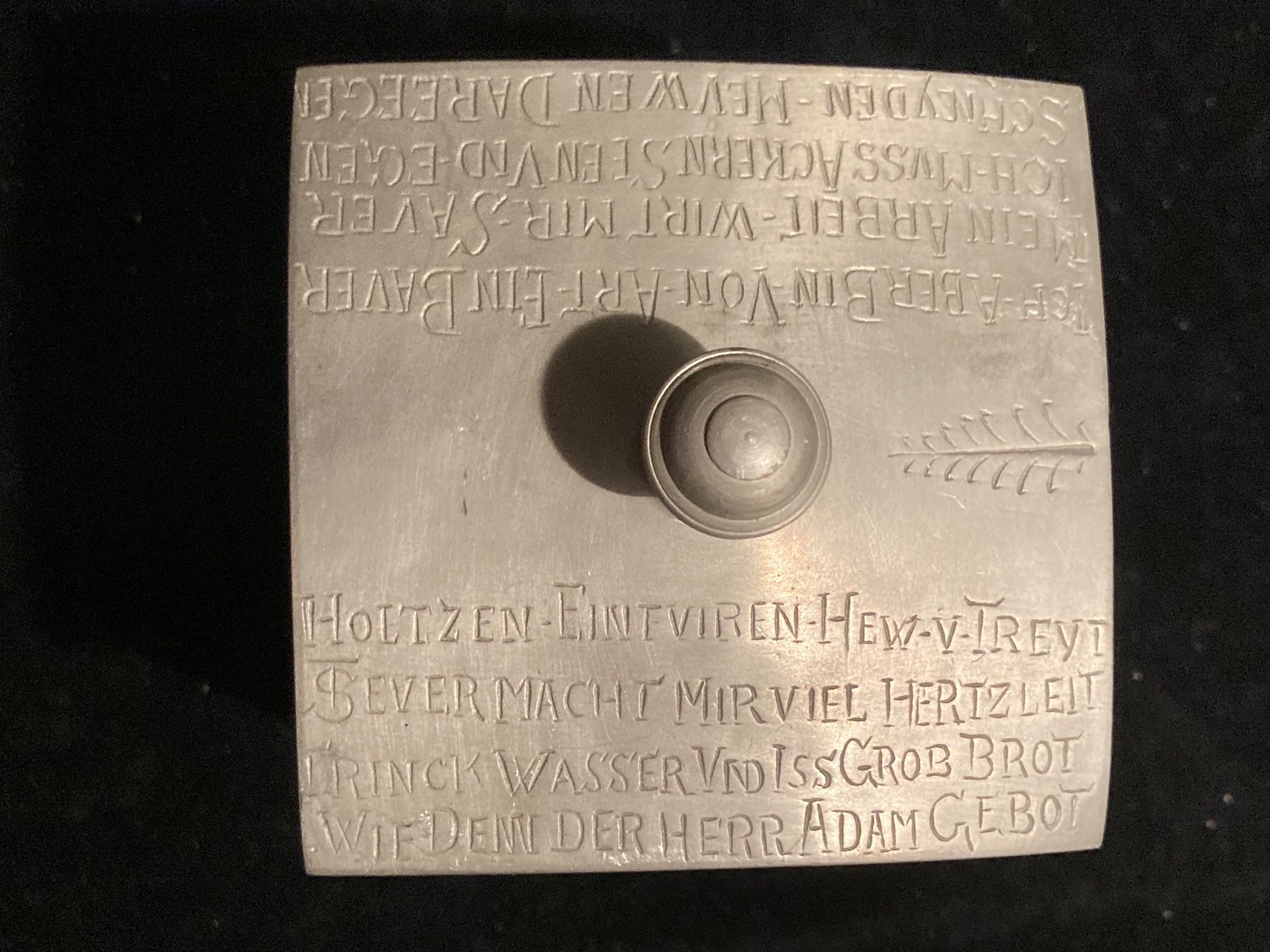 Sonstige Dekorationen & Accessoires: Zinn-Dose mit Deckel – Gebraucht aus Zürich von Chaeffeler 4