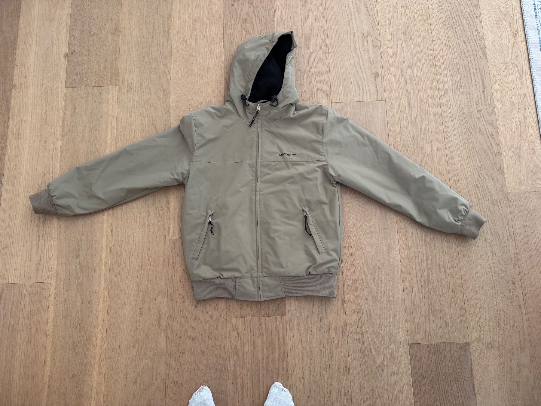 Carhartt Jacken: Carhartt Jacke mit Kapuze – Gebraucht aus Arlesheim von Chfi99