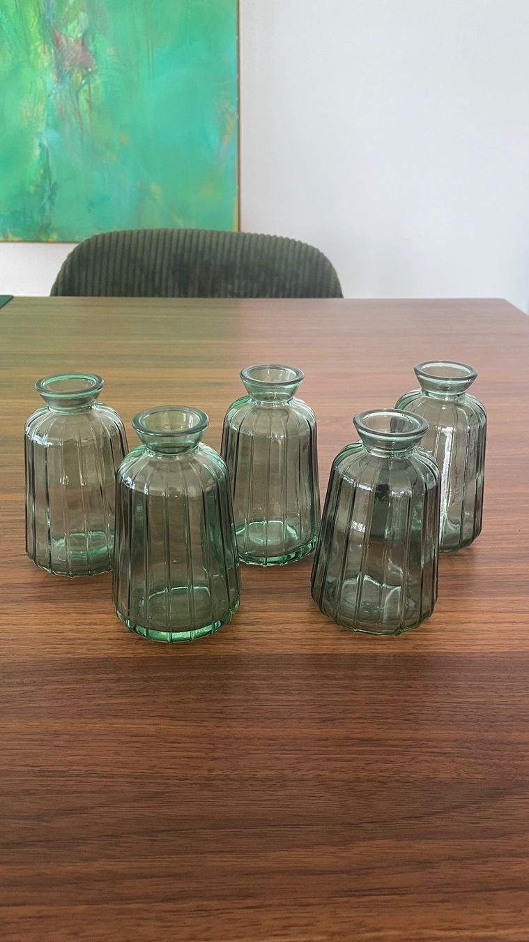 Vasen & Gefässe: 5 Glasvasen grün geriffelt klein – Gebraucht aus Wetzikon ZH von Filopf 1