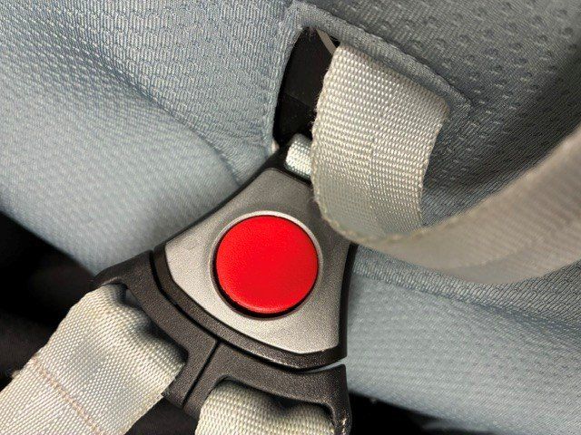 Maxi-Cosi Auto-Kindersitze: Siège auto Maxi-Cosi – Gebraucht aus Zürich von luc_q82k 3