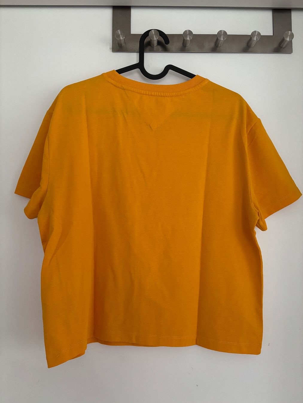 Tommy Hilfiger T-shirt: T-Shirt Tommy Hilfiger – Usato da Büsserach venduto da vimeco.43 3