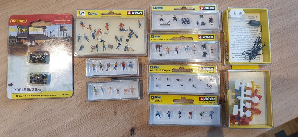Maquette trains Lot 11 boîtes de personnages Preiser H0 1:87 (Gebraucht