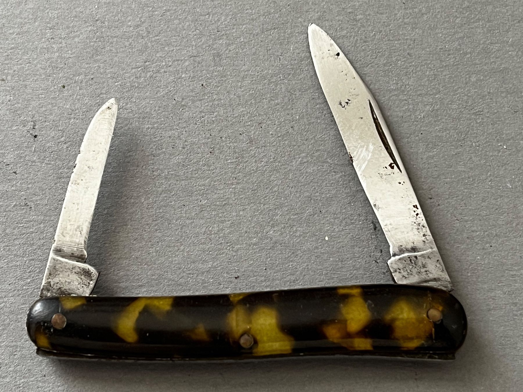 Couteaux de poche: Altes kleines Sackmesser 65 mm – D'occasion à Zürich par FV.vintage