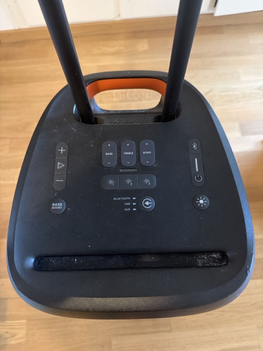 JBL Casse acustiche: JBL Party box Bluthooth speaker 310 – Usato da Effretikon venduto da vis_nfs5 2