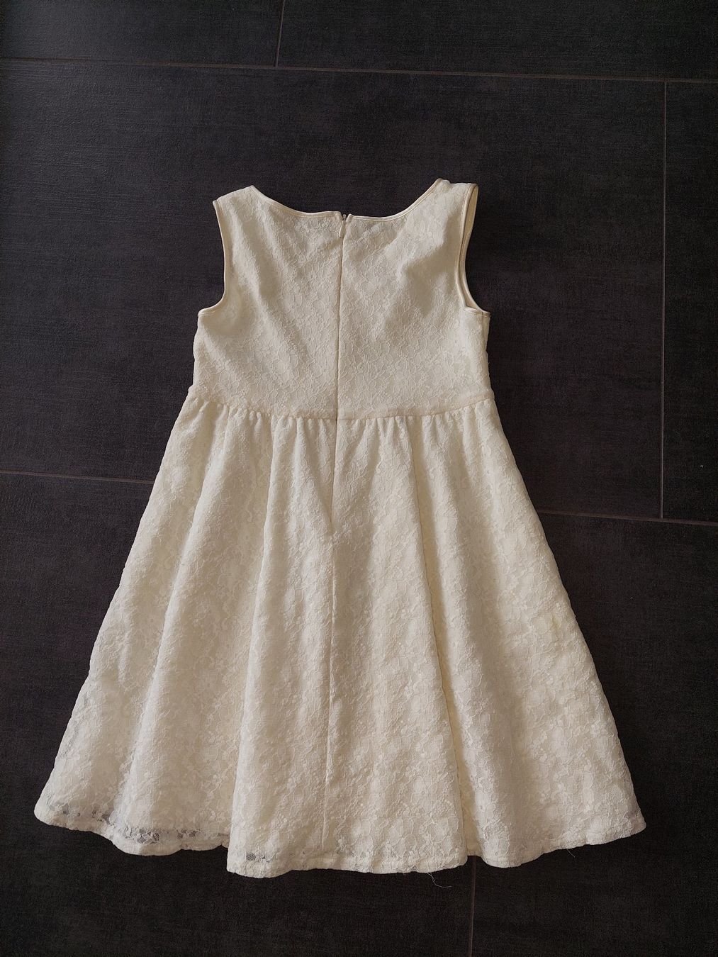 Vestiti & Gonne: Festliches Mädchenkleid Gr. 128 – Usato da St. Erhard venduto da Helenar 2