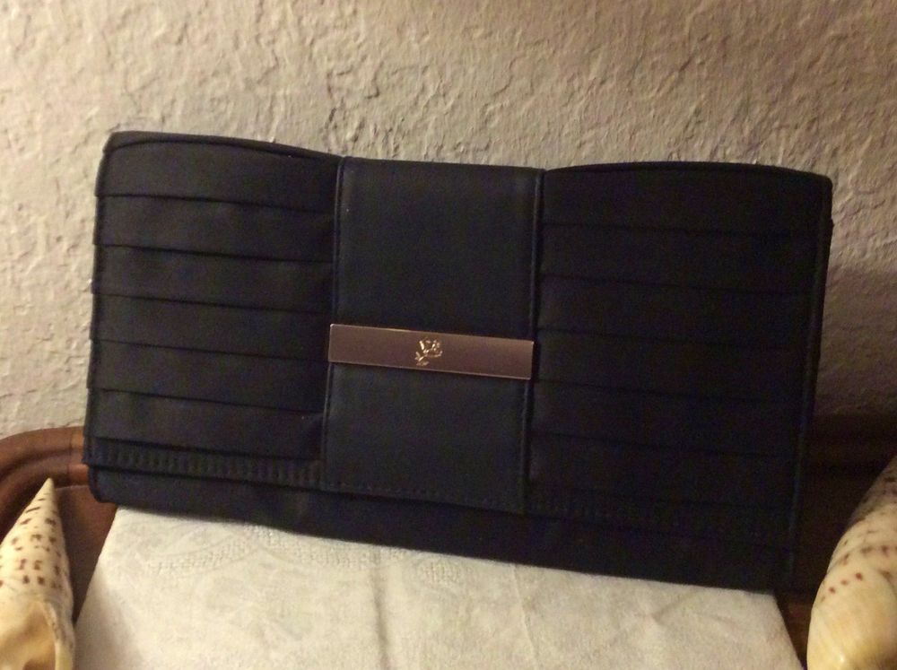 Pochette Lanc me Comprare su Ricardo