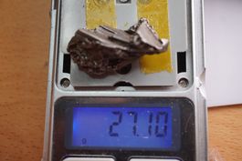 Cielo   Meteorit  Argentinien   27.1g  35mm ab 30.-  Auktion