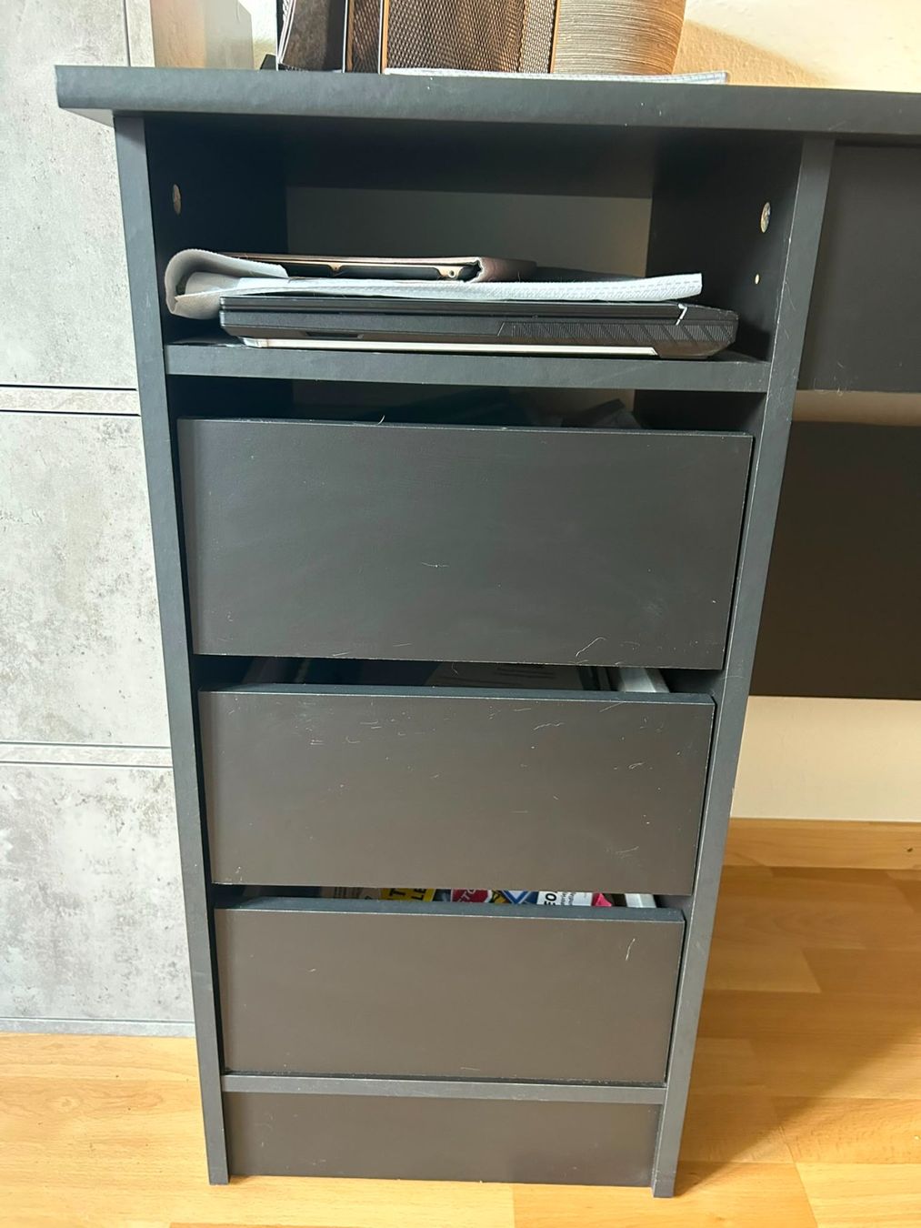 Schreibtische: Bureau – Gebraucht aus Biel/Bienne von maxouu 1