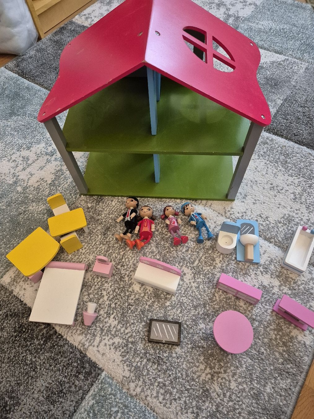 Case e mobili per bambole: Puppenhaus – Usato da Greifensee venduto da Angela120