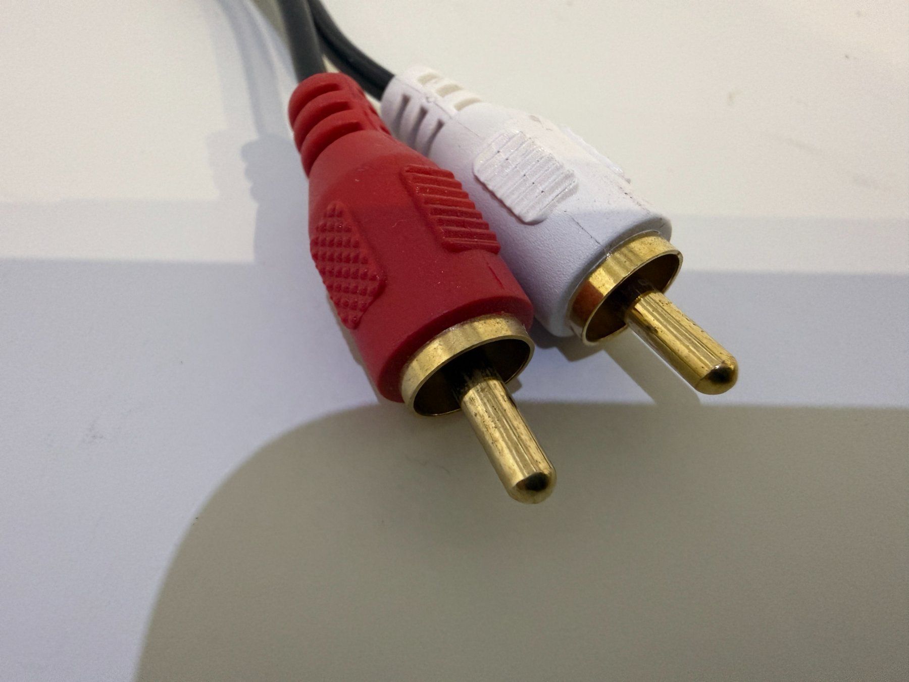 Cavi: Logitech Audio Kabel, 3.5mm Jack Buchse auf 2x Audio Stecker – Nuovo e nell'imballaggio originale da Unterengstringen venduto da Tnovus 1