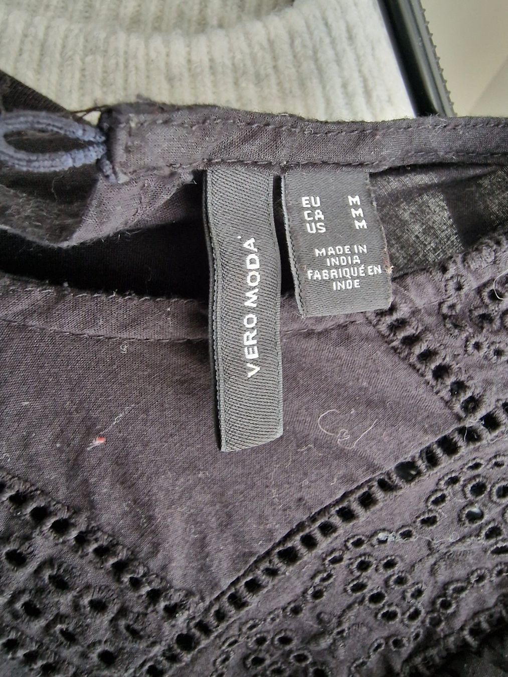 Vero Moda T-Shirts: T-shirt Vero Moda – Gebraucht aus Altishausen von ter_58nj 1