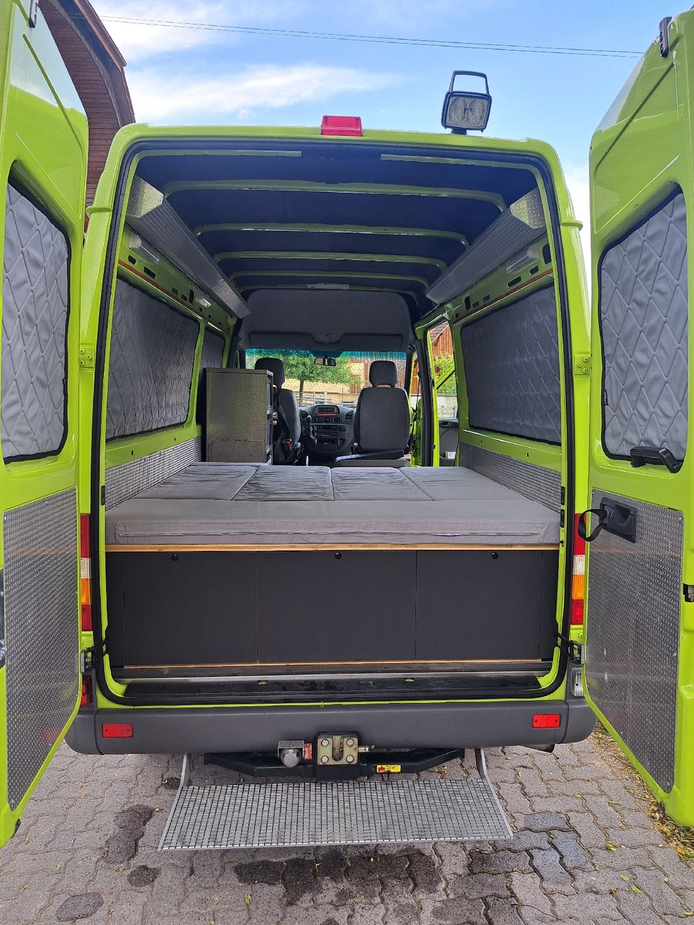 Mercedes-Benz Veicoli da campeggio: Mercedes-Benz Sprinter 4x4 Camper – Usato da Büren zum Hof venduto da Elsbeth08 1