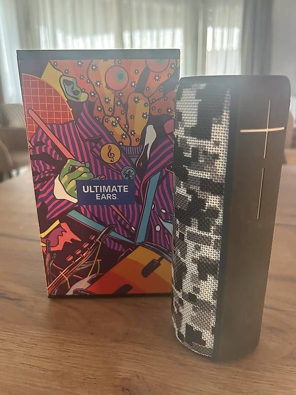 Ultimate Ears Casse acustiche: Ultimate Ears BOOM 2 Limited Edition mit OVP – Usato da Dottikon venduto da michelle.s_