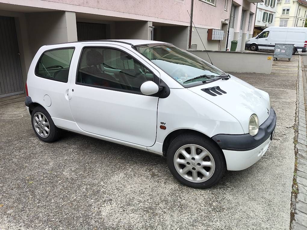 Automobili: Renault Twingo 1 – Usato da Winterthur venduto da Sjo_van_Roo