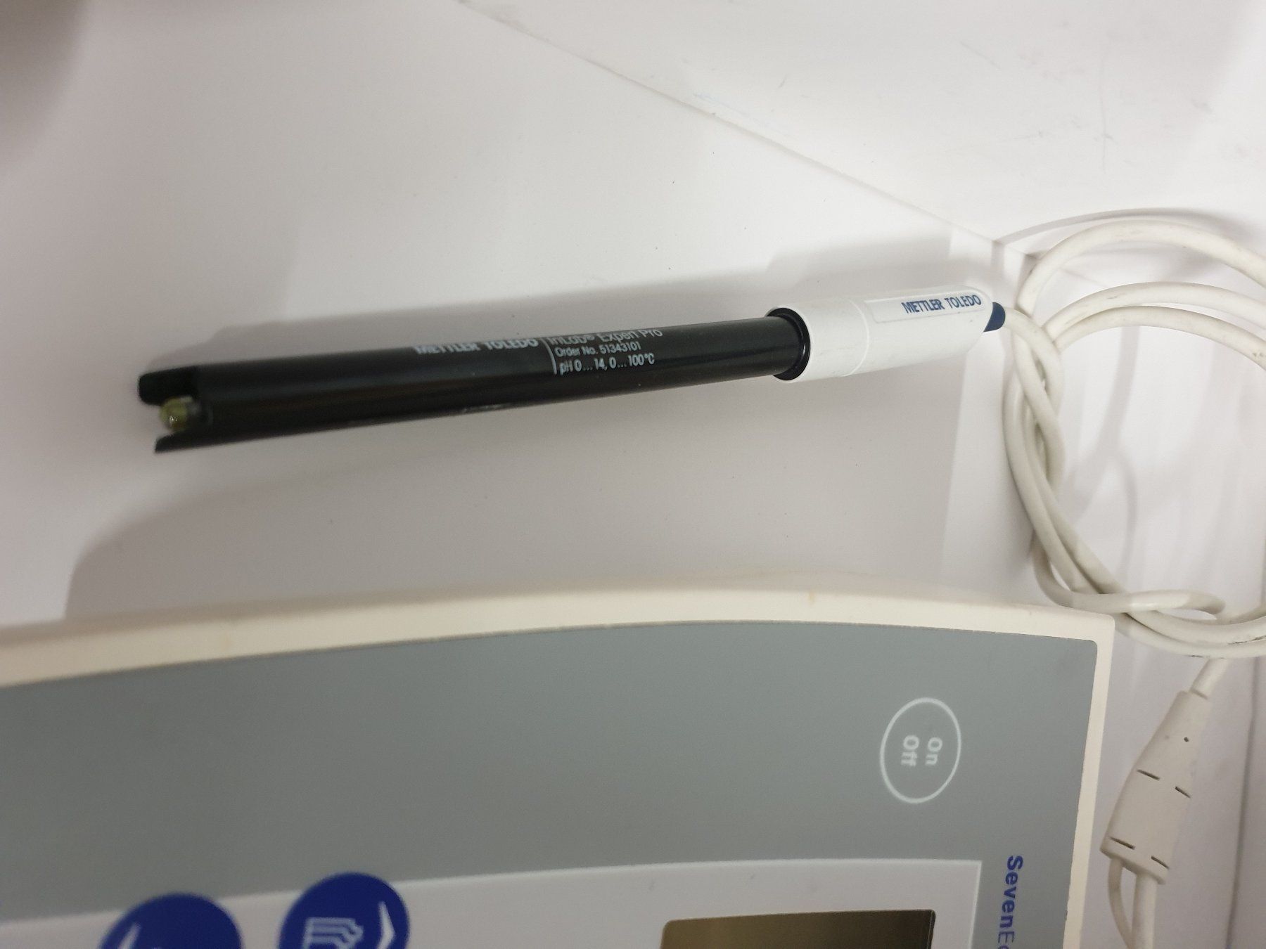 Mettler Toledo Messen: Mettler Toledo Seven Easy pH-Meter – Gebraucht aus Ecublens VD von Netfinity 2