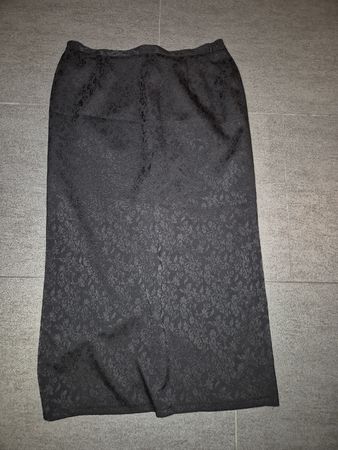 Elegante, schwarze Maxirock, Gr. 40