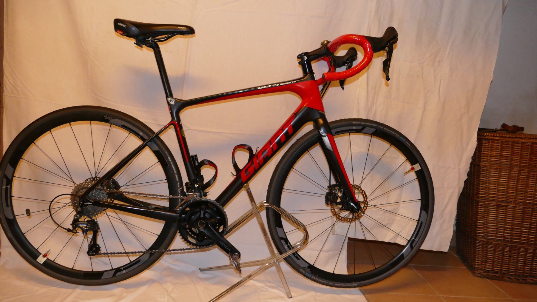 Giant Velos: GIANT Defy Advanced Pro 1 – Gebraucht aus Reutlingen/Winterthur von Duekpr 1