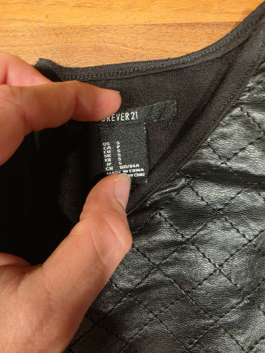 Tops: Top schwarz – D'occasion à Luzern par oli_6x2r 2