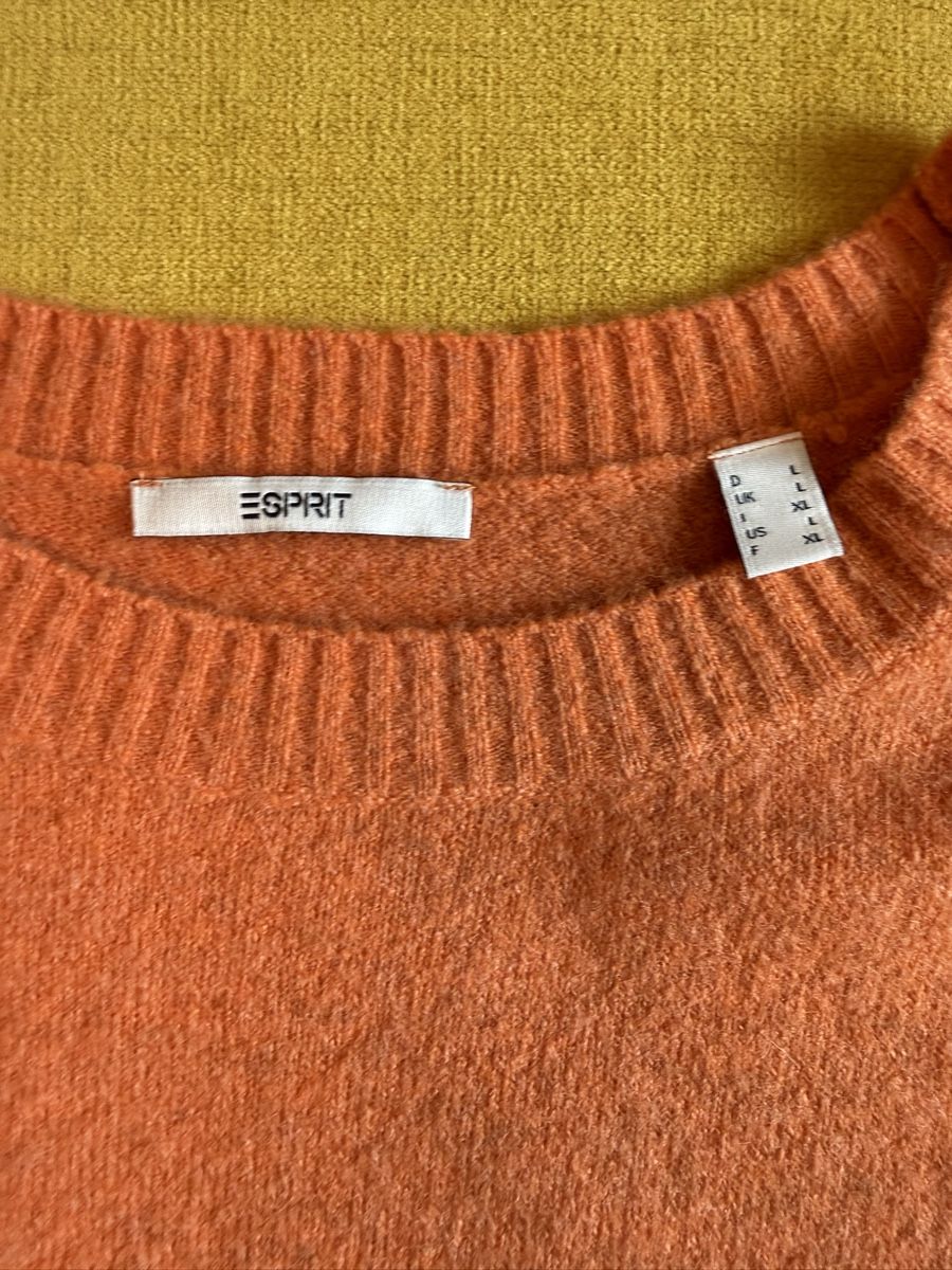Esprit Pullover & Sweatshirts: Esprit Oversize Pullunder – Neu (gemäss Beschreibung) aus Feusisberg von Mila1122 2