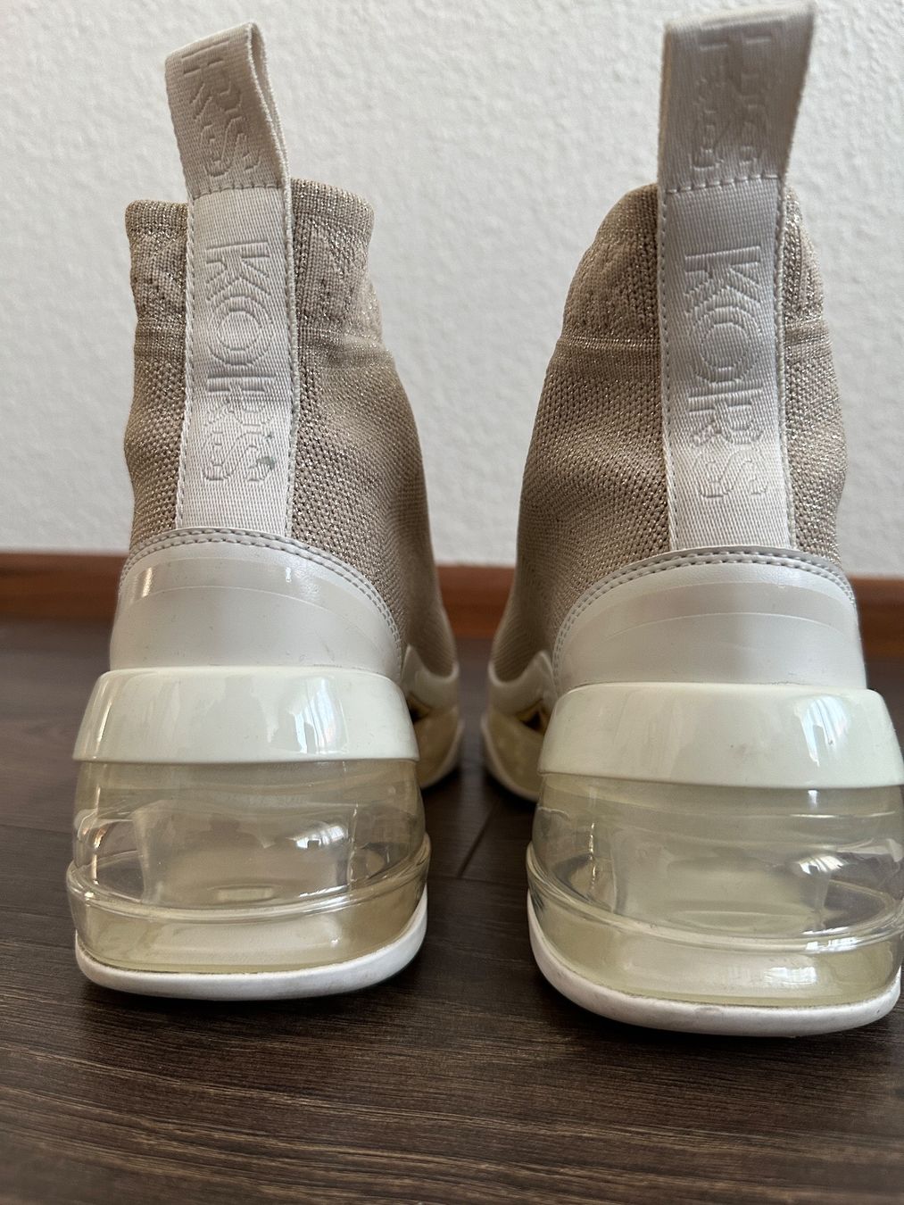 Michael Kors Scarpe da donna: Michael Kors Sneaker Gr. 37.5 Plateau Glitzer Beige – Usato da Basel venduto da morochadelsur 4
