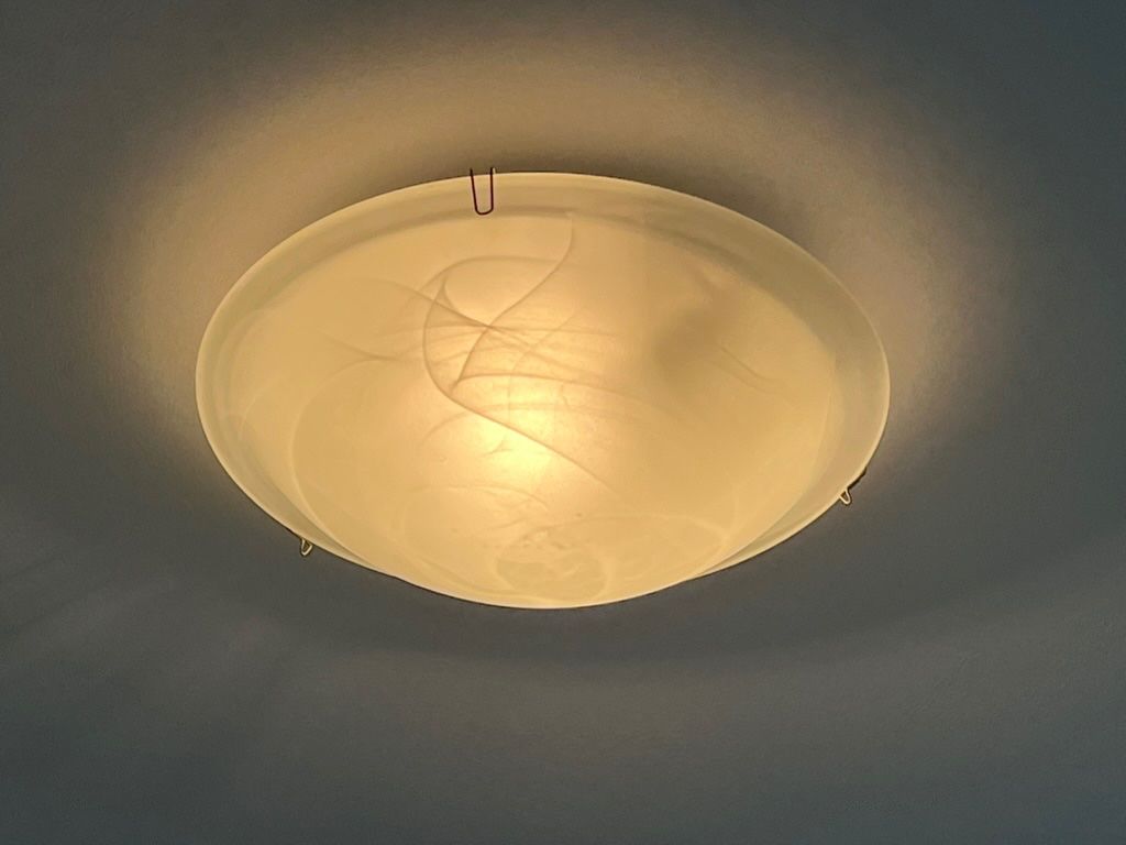 Kronleuchter & Deckenlampen: Lampe Globe  /  Decklampe – Neu (gemäss Beschreibung) aus Arzier-Le Muids von WinT078