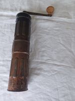 manuelle Kaffeemühle vintage (Blech mit Kurbel)