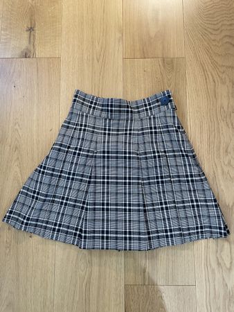 SNIDEL Plaid Mini Skirt: Chic Style for Autumn Outfits!